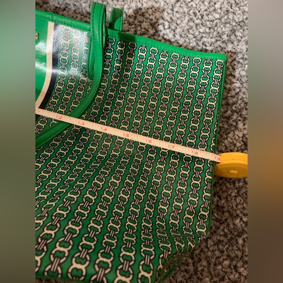 Tory Burch tote - Picture 6 of 7